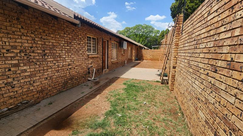 3 Bedroom Property for Sale in Annlin Gauteng