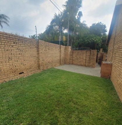 2 Bedroom Property for Sale in Magalieskruin Gauteng