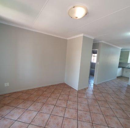 2 Bedroom Property for Sale in Magalieskruin Gauteng