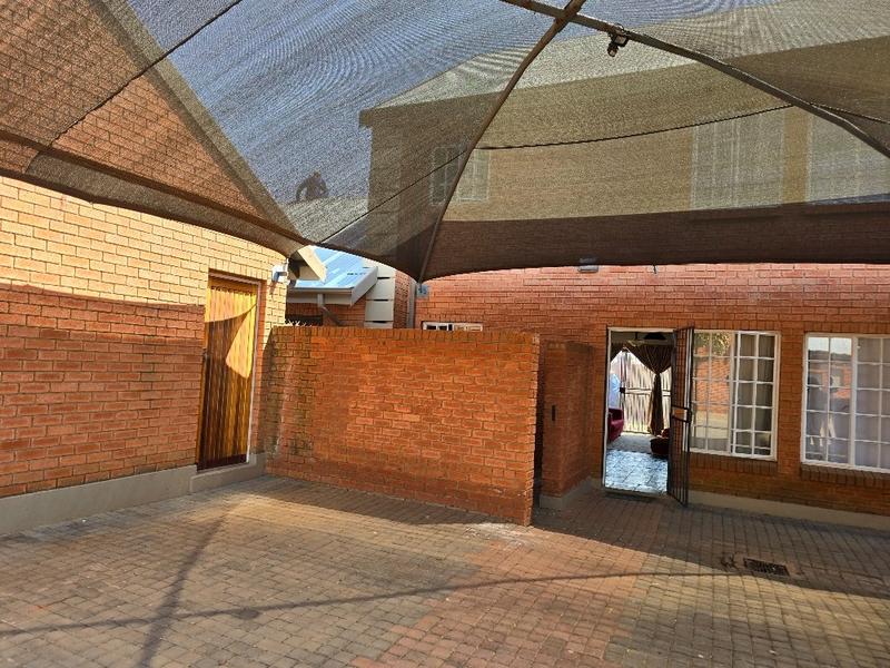 2 Bedroom Property for Sale in Montana Gauteng