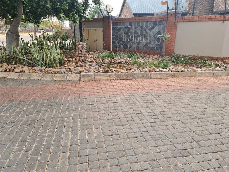 2 Bedroom Property for Sale in Montana Gauteng