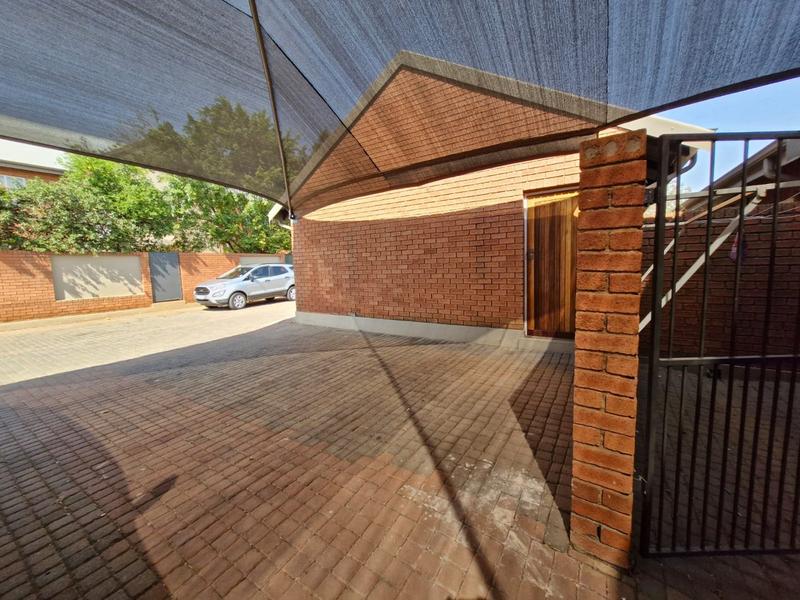 2 Bedroom Property for Sale in Montana Gauteng