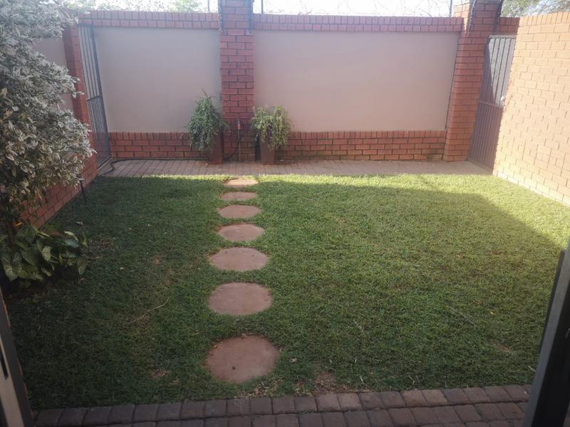 2 Bedroom Property for Sale in Montana Gauteng