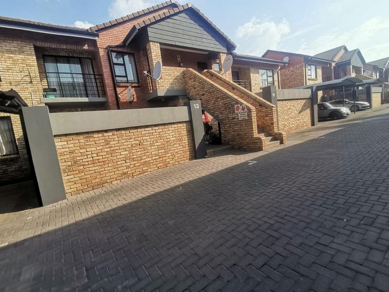 2 Bedroom Property for Sale in Meyersdal Gauteng