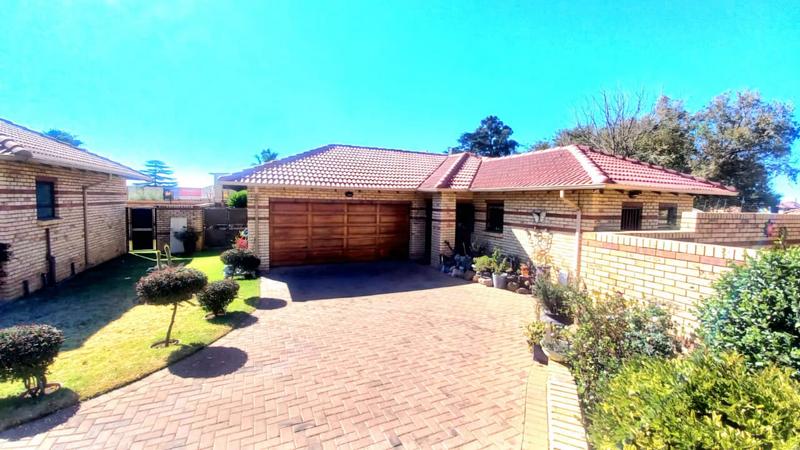 2 Bedroom Property for Sale in New Market Gauteng