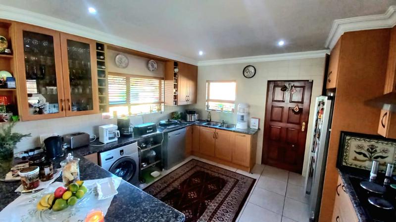 2 Bedroom Property for Sale in New Market Gauteng