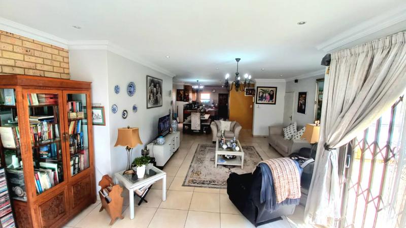 2 Bedroom Property for Sale in New Market Gauteng