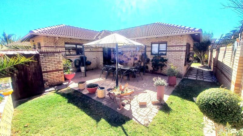 2 Bedroom Property for Sale in New Market Gauteng