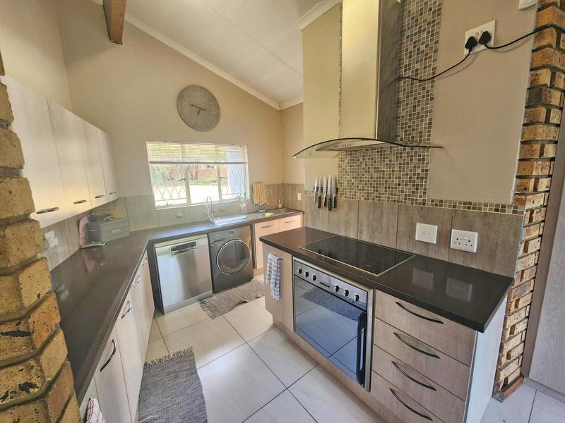 3 Bedroom Property for Sale in Elardus Park Gauteng