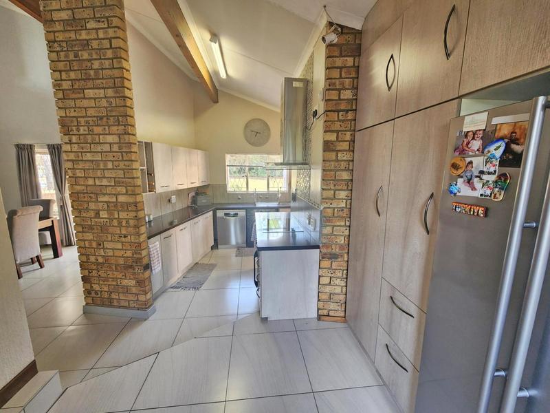 3 Bedroom Property for Sale in Elardus Park Gauteng