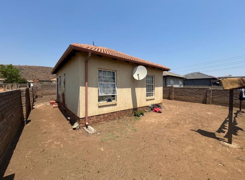 2 Bedroom Property for Sale in Kirkney Gauteng