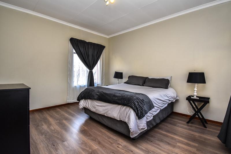 2 Bedroom Property for Sale in Paulshof Gauteng