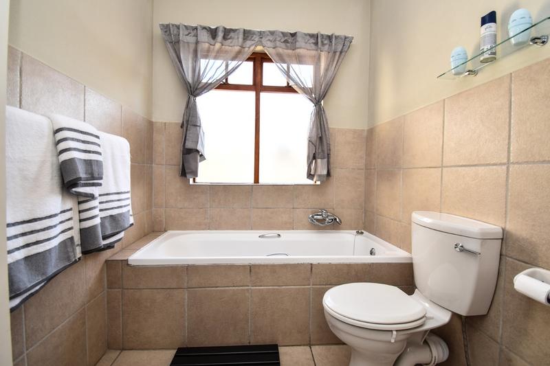 2 Bedroom Property for Sale in Paulshof Gauteng