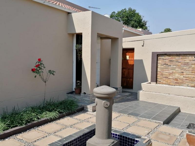 3 Bedroom Property for Sale in Sunninghill Gauteng