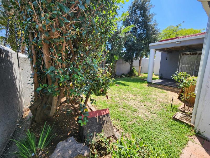 3 Bedroom Property for Sale in Sunninghill Gauteng