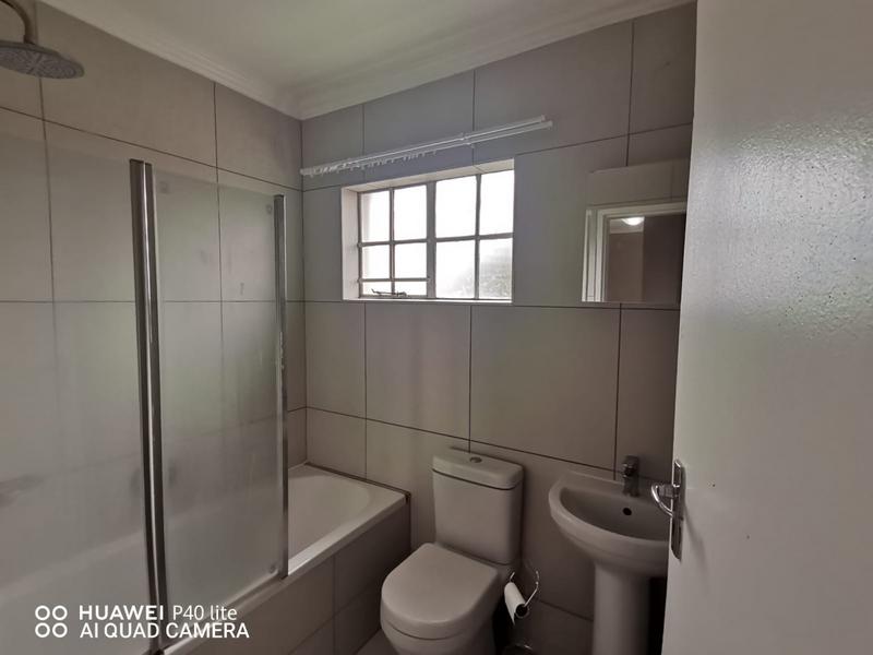 To Let 3 Bedroom Property for Rent in Beyers Park Gauteng