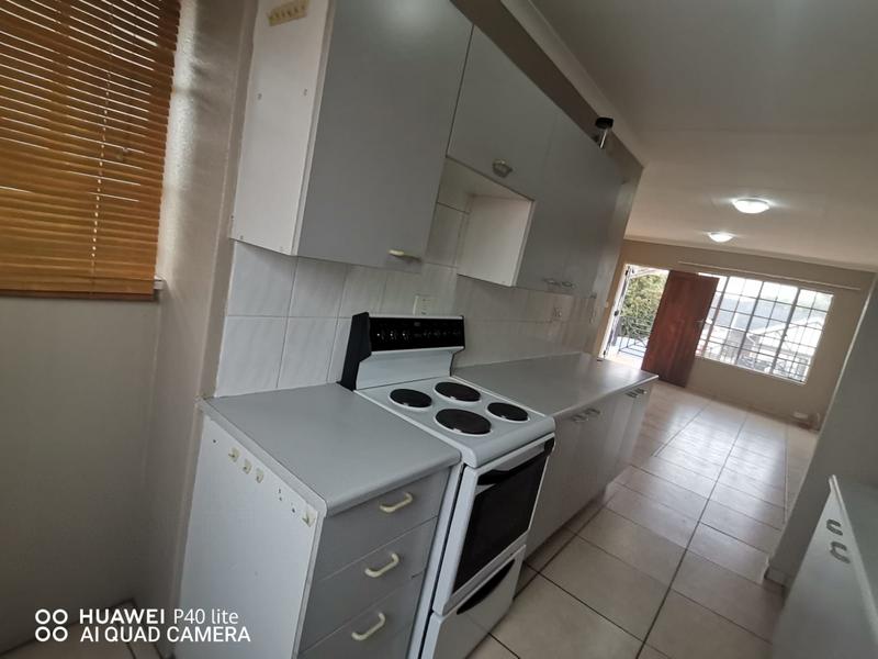 To Let 3 Bedroom Property for Rent in Beyers Park Gauteng