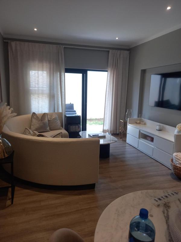 To Let 2 Bedroom Property for Rent in Rosebank Gauteng