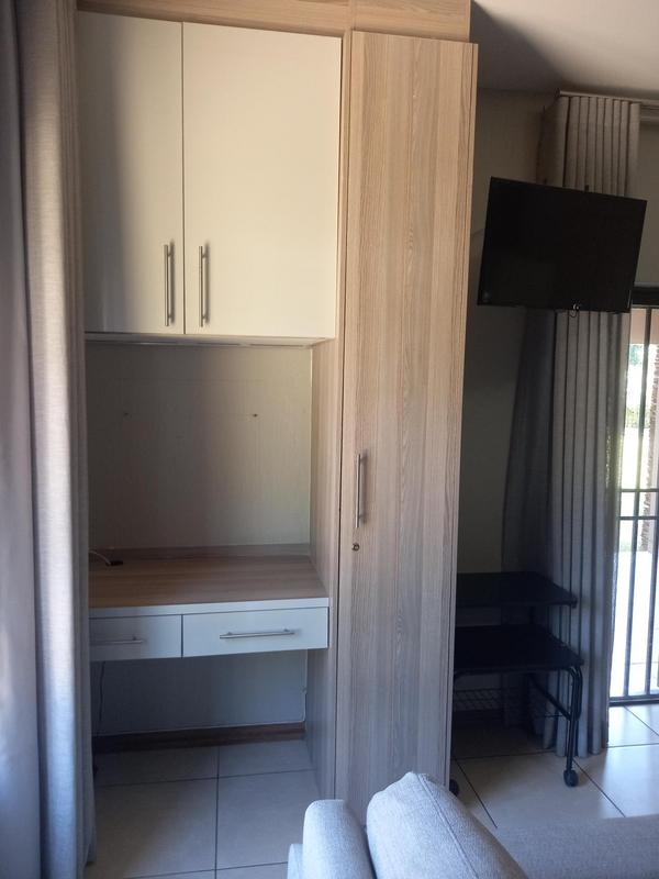 To Let 2 Bedroom Property for Rent in Victory Park Gauteng