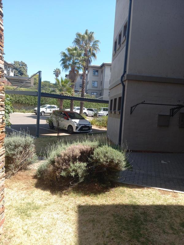 To Let 2 Bedroom Property for Rent in Victory Park Gauteng