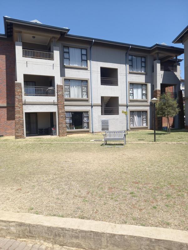 To Let 2 Bedroom Property for Rent in Victory Park Gauteng