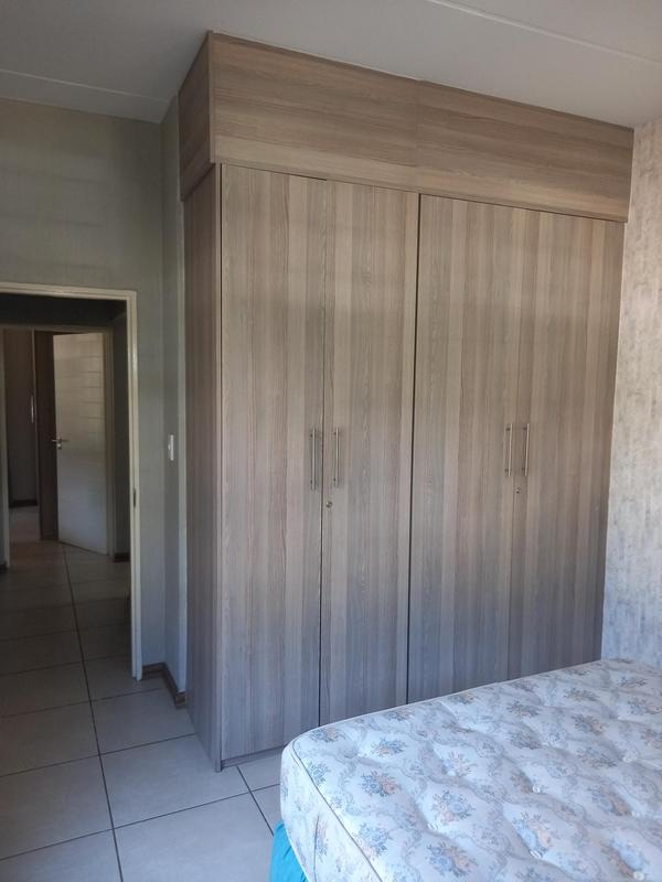 To Let 2 Bedroom Property for Rent in Victory Park Gauteng