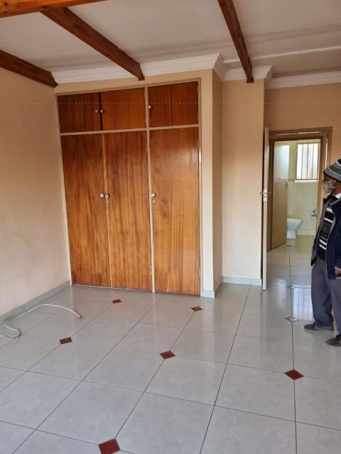 To Let 2 Bedroom Property for Rent in Erasmia Gauteng