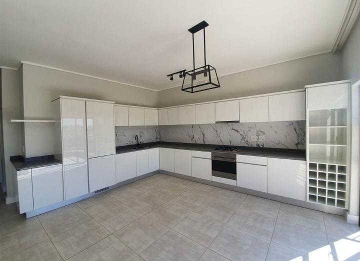 To Let 2 Bedroom Property for Rent in Waterfall Gauteng