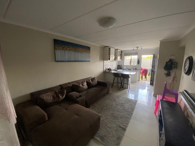 2 Bedroom Property for Sale in Birchleigh Gauteng