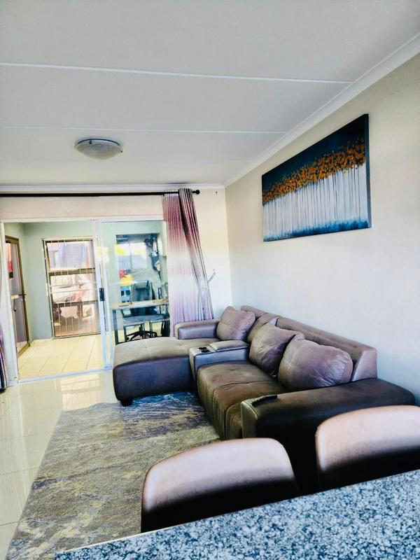 2 Bedroom Property for Sale in Birchleigh Gauteng