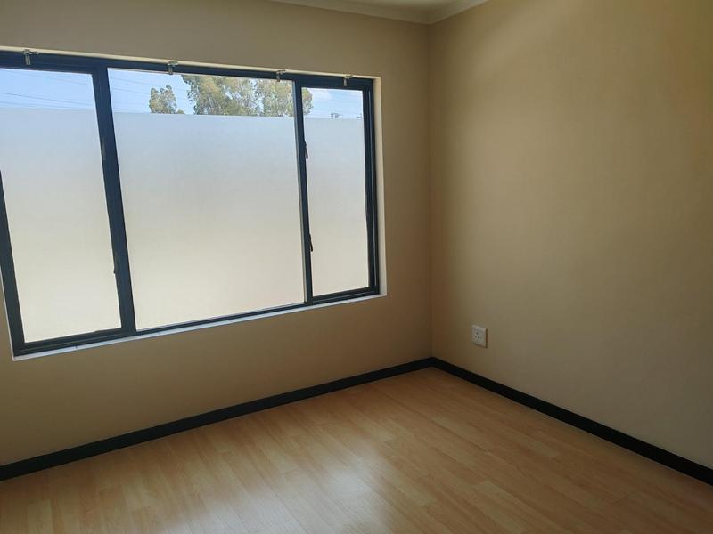 To Let 2 Bedroom Property for Rent in Solheim Gauteng