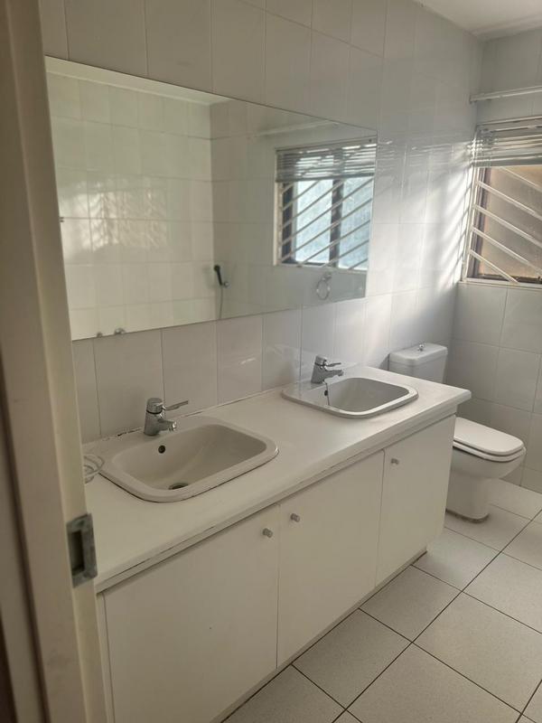 To Let 4 Bedroom Property for Rent in Bruma Gauteng