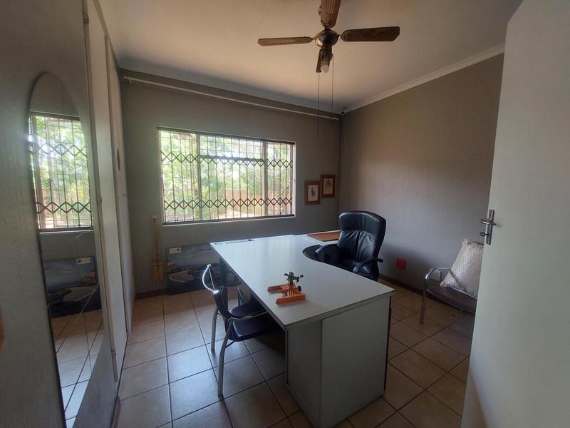 To Let 3 Bedroom Property for Rent in Hennopspark Gauteng