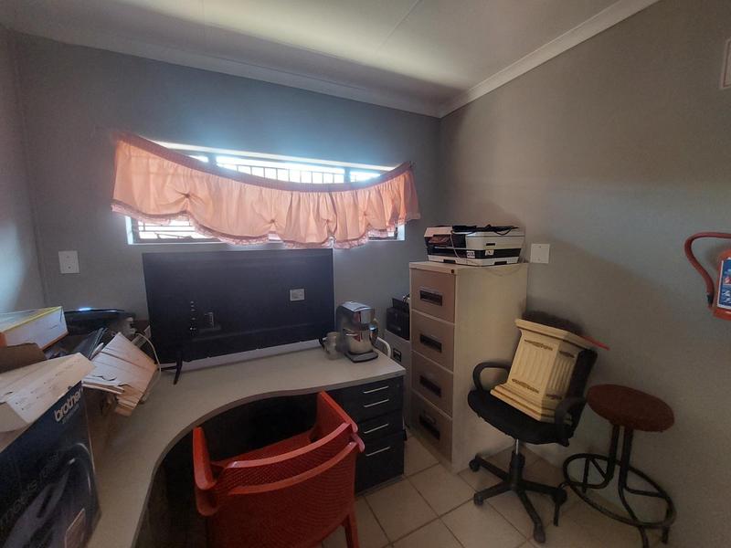 To Let 3 Bedroom Property for Rent in Hennopspark Gauteng