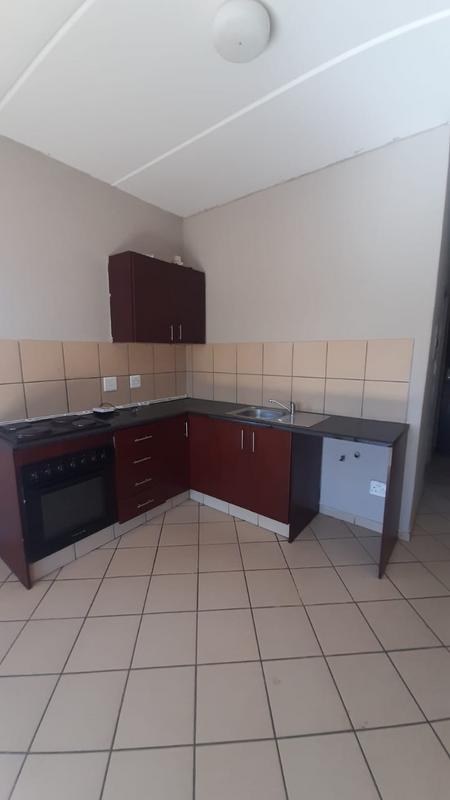 To Let 2 Bedroom Property for Rent in Groblerpark Gauteng