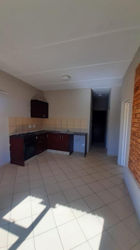 To Let 2 Bedroom Property for Rent in Groblerpark Gauteng