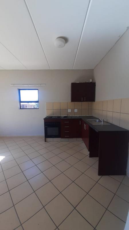 To Let 2 Bedroom Property for Rent in Groblerpark Gauteng