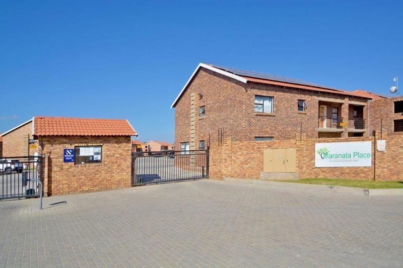 To Let 2 Bedroom Property for Rent in Karenpark Gauteng