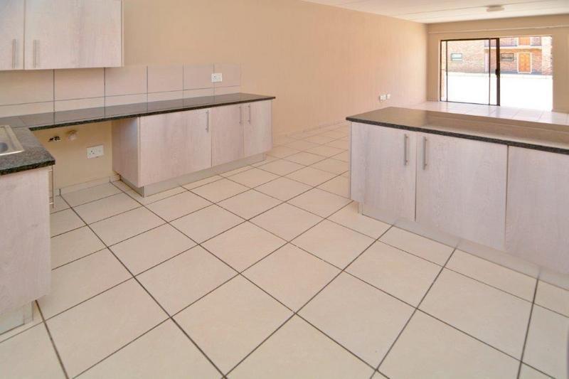 To Let 2 Bedroom Property for Rent in Karenpark Gauteng