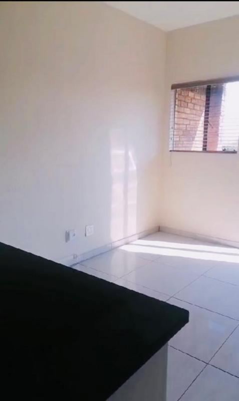 To Let 2 Bedroom Property for Rent in Halfway Gardens Gauteng