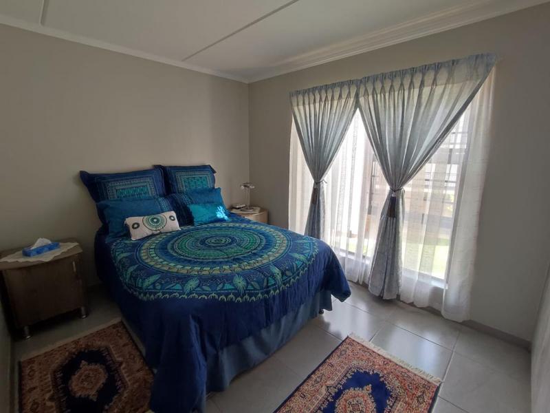 2 Bedroom Property for Sale in Amberfield Gauteng