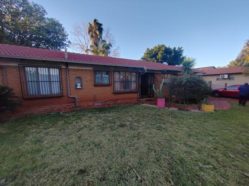 3 Bedroom Property for Sale in Hesteapark Gauteng