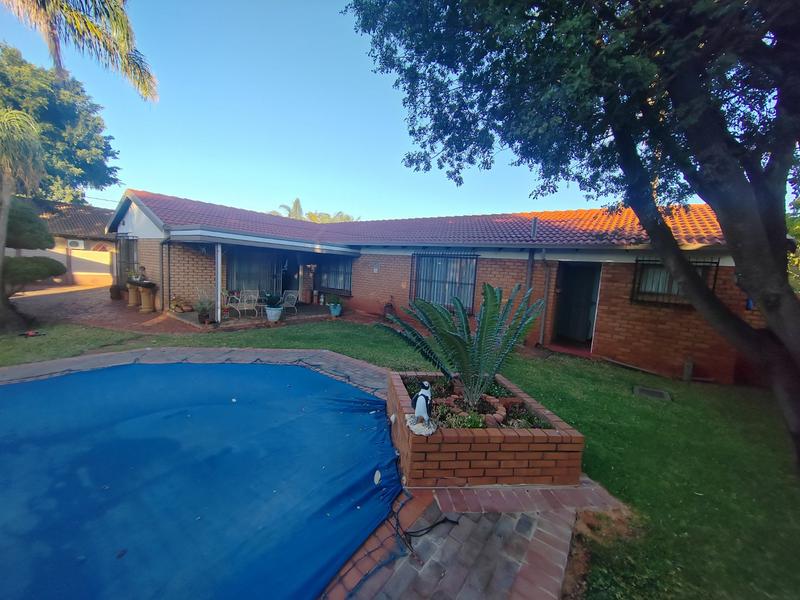 3 Bedroom Property for Sale in Hesteapark Gauteng