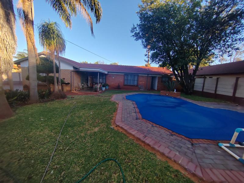 3 Bedroom Property for Sale in Hesteapark Gauteng