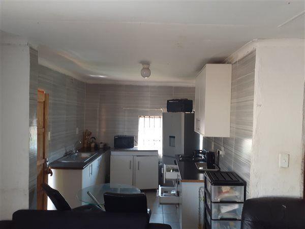 To Let 1 Bedroom Property for Rent in Primrose Gauteng