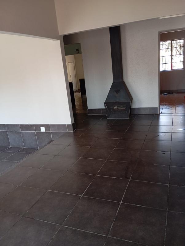 To Let 3 Bedroom Property for Rent in Primrose Gauteng