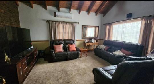 To Let 5 Bedroom Property for Rent in Silverton Gauteng