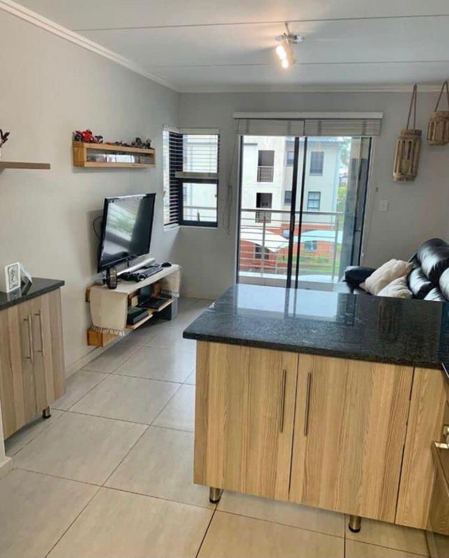 2 Bedroom Property for Sale in Sebenza Gauteng