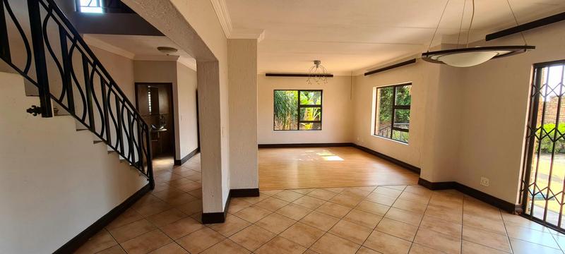 4 Bedroom Property for Sale in North Riding Gauteng