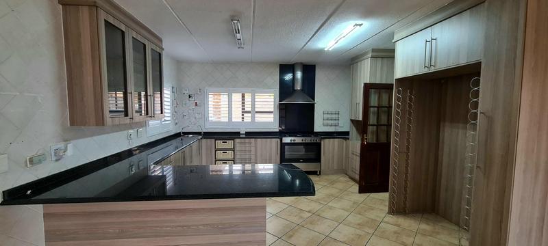 4 Bedroom Property for Sale in North Riding Gauteng